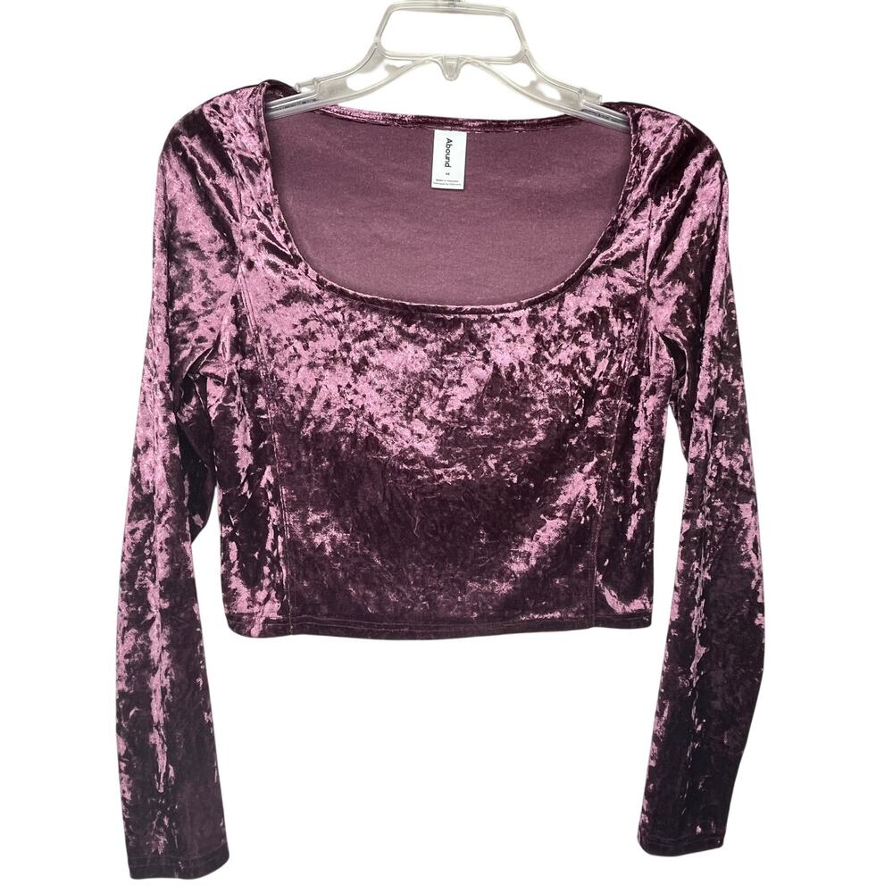 Abound long sleeve stretch crushed velvet crop top in wine, size M, EUC